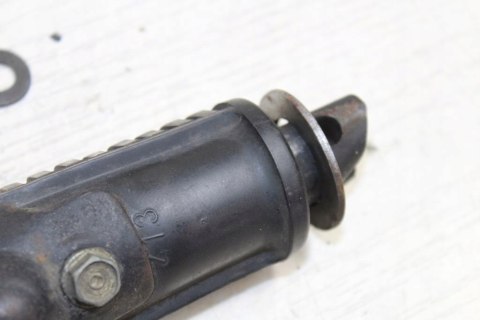 HONDA CX500 C PODNÓŻEK LEWY PRZÓD