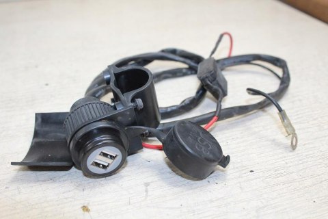 BMW R1100 GS R259 GNIAZDO USB AKCESORYJNE