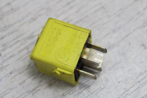 BMW R1100 GS R259 PRZEKAŹNIK 1389105