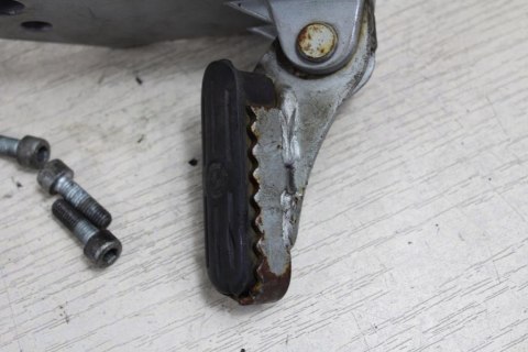 BMW R1100 GS R259 SET PRAWY PRZÓD+PODNÓŻEK 2314248