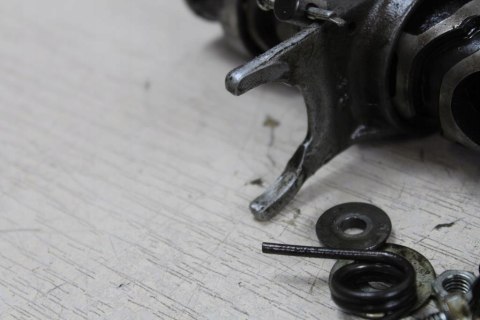KAWASAKI EN500 B VULCAN SKRZYNIA BIEGÓW + WYBIERAK
