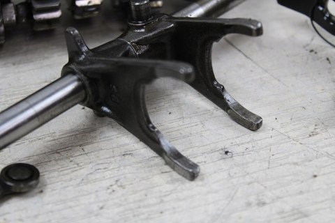 KAWASAKI EN500 B VULCAN SKRZYNIA BIEGÓW + WYBIERAK