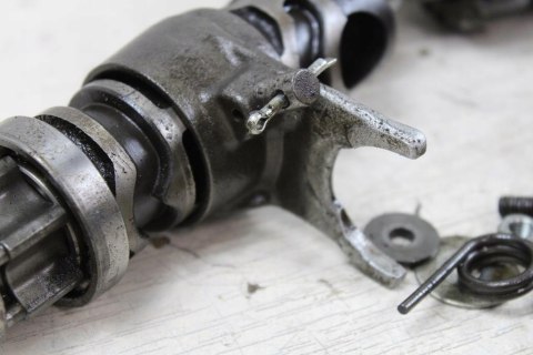 KAWASAKI EN500 B VULCAN SKRZYNIA BIEGÓW + WYBIERAK