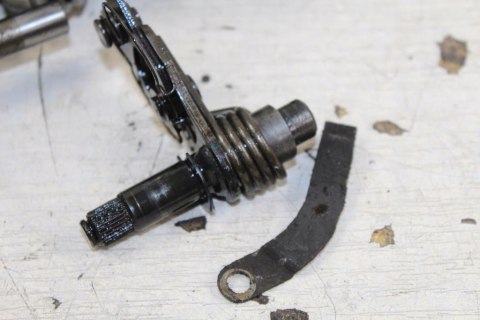 KAWASAKI EN500 B VULCAN SKRZYNIA BIEGÓW + WYBIERAK