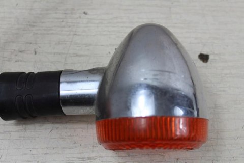 HONDA VT700 SHADOW RC19 KIERUNKOWSKAZ PRAWY TYŁ