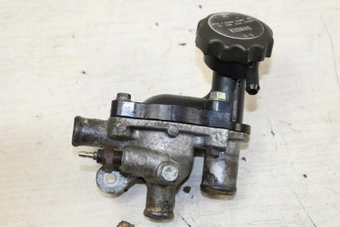 HONDA VT700 SHADOW RC19 OBUDOWA TERMOSTAT CZUJNIK