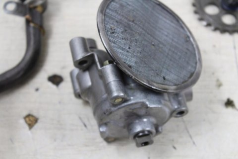 HONDA VT700 SHADOW RC19 POMPA OLEJU OLEJOWA
