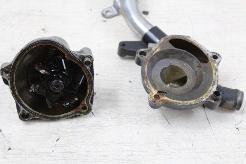 HONDA VT700 SHADOW RC19 POMPA WODY + MAGISTRALA