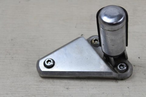 HONDA VT700 SHADOW RC19 SET PODNÓŻEK PRAWY TYŁ