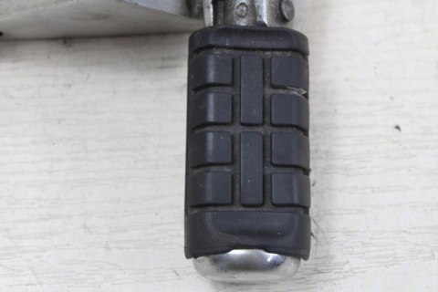 HONDA VT700 SHADOW RC19 SET PODNÓŻEK PRAWY TYŁ
