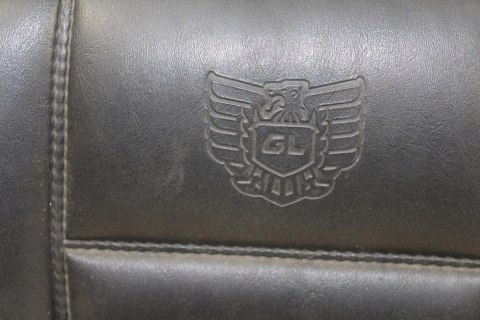 HONDA GL1200 GOLD WING OPARCIE KUFRA CENTRALNEGO
