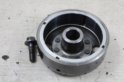 HONDA VF750 RC07 SABRE MAGNETO KOŁO MAGNESOWE