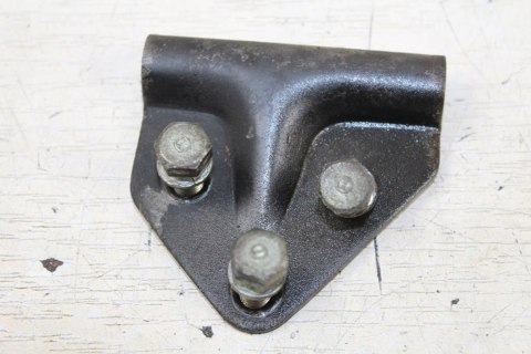 HONDA CM450 PC051 UCHWYT ŁAPA SILNIKA