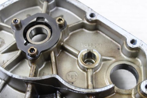 BMW K100 LT POKRYWA SKRZYNI BIEGÓW FLANSZA 1460271
