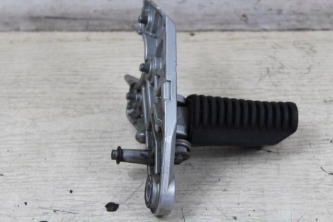 BMW R1100 RS SET PODNÓŻEK PRAWY PRZÓD 2311642