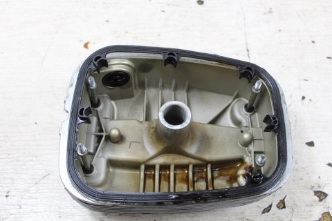 BMW R1100 RS POKRYWA DEKIEL GŁOWICY LEWY 1340235