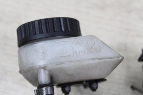 BMW K100 RS POMPA HAMULCOWA TYŁ + ZBIORNICZEK