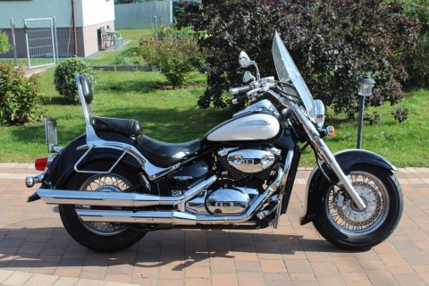 SUZUKI VL800 VOLUSIA INTRUDER KOSZ UCHWYT AKUMULATORA