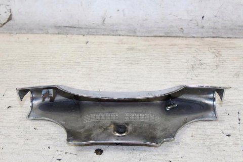 SUZUKI VL800 VOLUSIA INTRUDER OWIEWKA OSŁONA STELAŻA KIERUNKOWSKAZÓW
