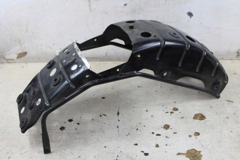 SUZUKI VL800 VOLUSIA INTRUDER STELAŻ UCHWYT BŁOTNIKA TYŁ TYLNEGO
