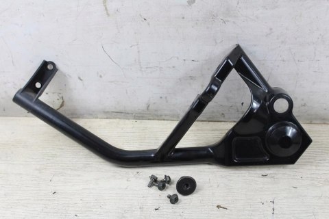 SUZUKI VL800 VOLUSIA INTRUDER OSŁONA LEWA WAHACZA TYŁ