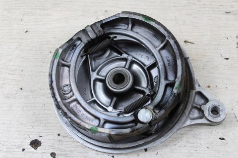 SUZUKI VL800 VOLUSIA INTRUDER SZCZĘKI BĘBEN HAMULCOWY