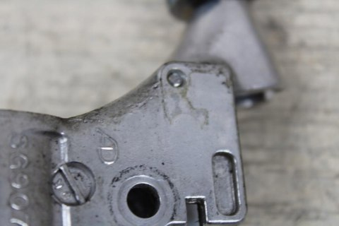 SUZUKI VL800 VOLUSIA INTRUDER UCHWYT LEWY KLAMKI SPRZĘGŁA