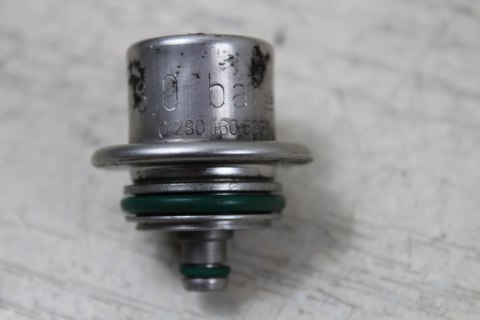 BMW R1100 RS REGULATOR CIŚNIENIA PALIWA 0280160533