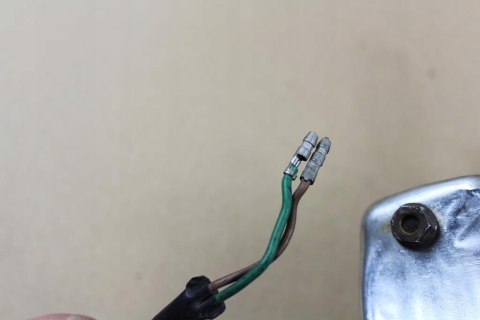 HONDA GL1200 GOLD WING UCHWYT PODŚWIETLENIE TABLICY TYŁ