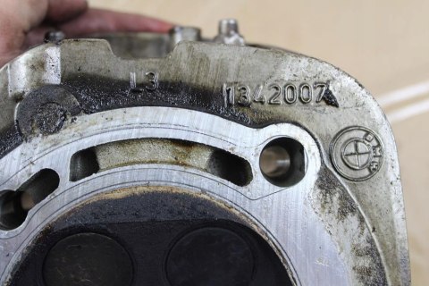 BMW R1100 RT GŁOWICA LEWA SILNIKA 1342007
