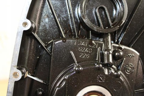 BMW R1100 RT POKRYWA DEKIEL ROZRZĄDU PRZÓD 1341821