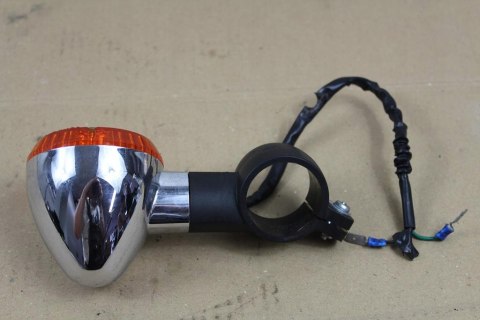 KAWASAKI VN1500 D CLASSIC KIERUNKOWSKAZ LEWY PRZÓD