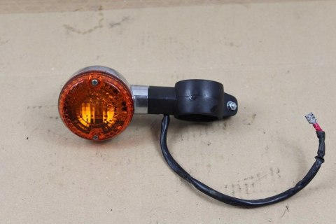 KAWASAKI VN1500 D CLASSIC KIERUNKOWSKAZ PRAWY PRZÓD