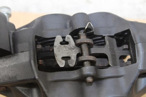 BMW K1300 S K1300S ZACISK HAMULCOWY PRZÓD PRAWY