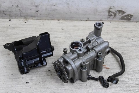 BMW K1300 S K1300S POMPA OLEJU 7678486 + SMOK
