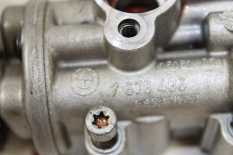 BMW K1300 S K1300S POMPA OLEJU 7678486 + SMOK