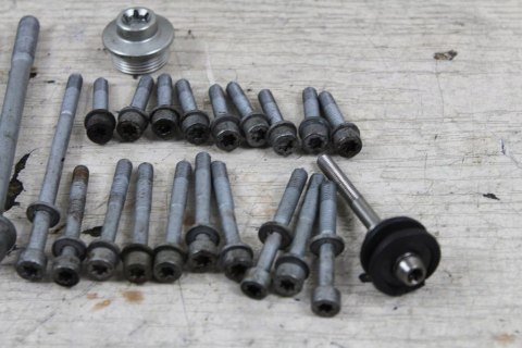 BMW K1300 S K1300S ŚRUBY KARTERU BLOKU SILNIKA