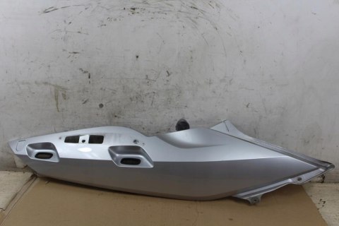 BMW R1200 RT K26 OWIEWKA ZADUPEK PRAWY 7681574 LAKIER 764