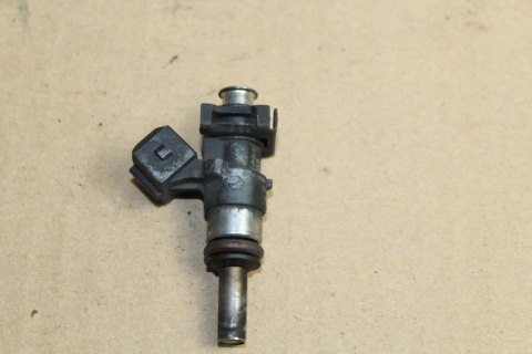 BMW R1200 RT K26 WTRYSKIWACZ WTRYSK PALIWA 7672335