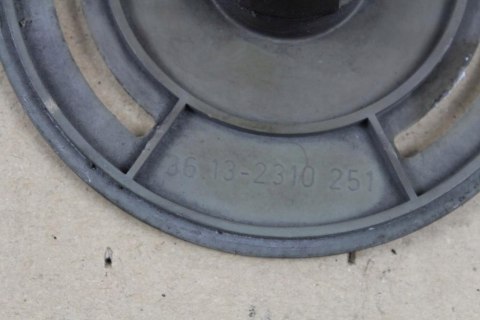 BMW K1100 LT KOŁPAK ZAŚLEPKA FELGI TYŁ TYLNEJ 2310251