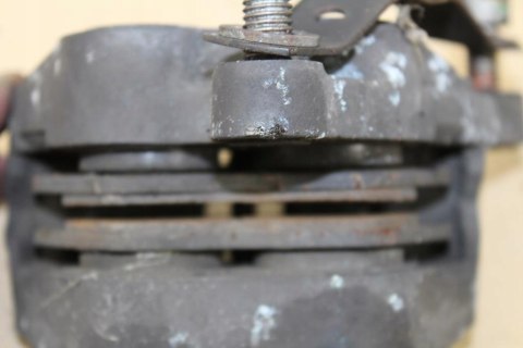 BMW K1100 LT ZACISK HAMULCOWY PRZÓD PRAWY