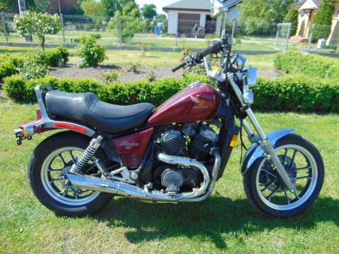 HONDA VT500 SHADOW OSŁONA CHŁODNICY
