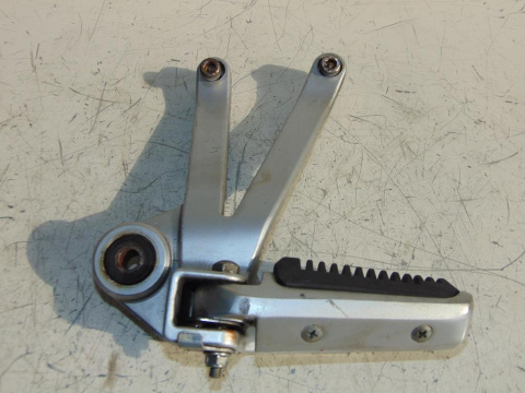 SUZUKI VX800 SET + PODNÓŻEK LEWY TYŁ