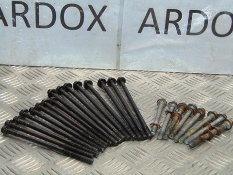 HONDA VF750 SABRE RC07 ŚRUBY GŁOWIC PRZÓD + TYŁ