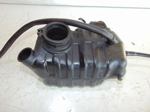SUZUKI VX800 AIRBOX TYŁ + KRÓĆCE