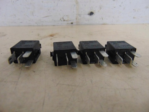 BMW R1100 RT PRZEKAŹNIKI 61361393112