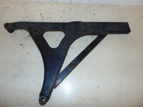 SUZUKI AN400 K2 BURGMAN UCHWYT WYDECHU