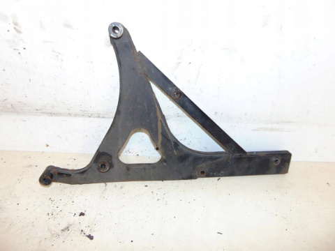 SUZUKI AN400 K2 BURGMAN UCHWYT WYDECHU