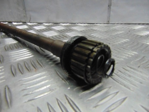 HONDA SHADOW VT700 RC19 WAŁ KARDANA