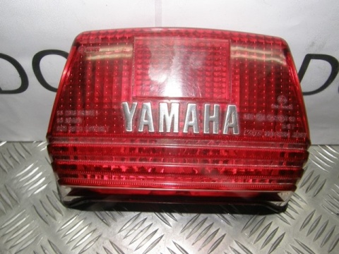 YAMAHA XJ900 4BB LAMPA TYLNA